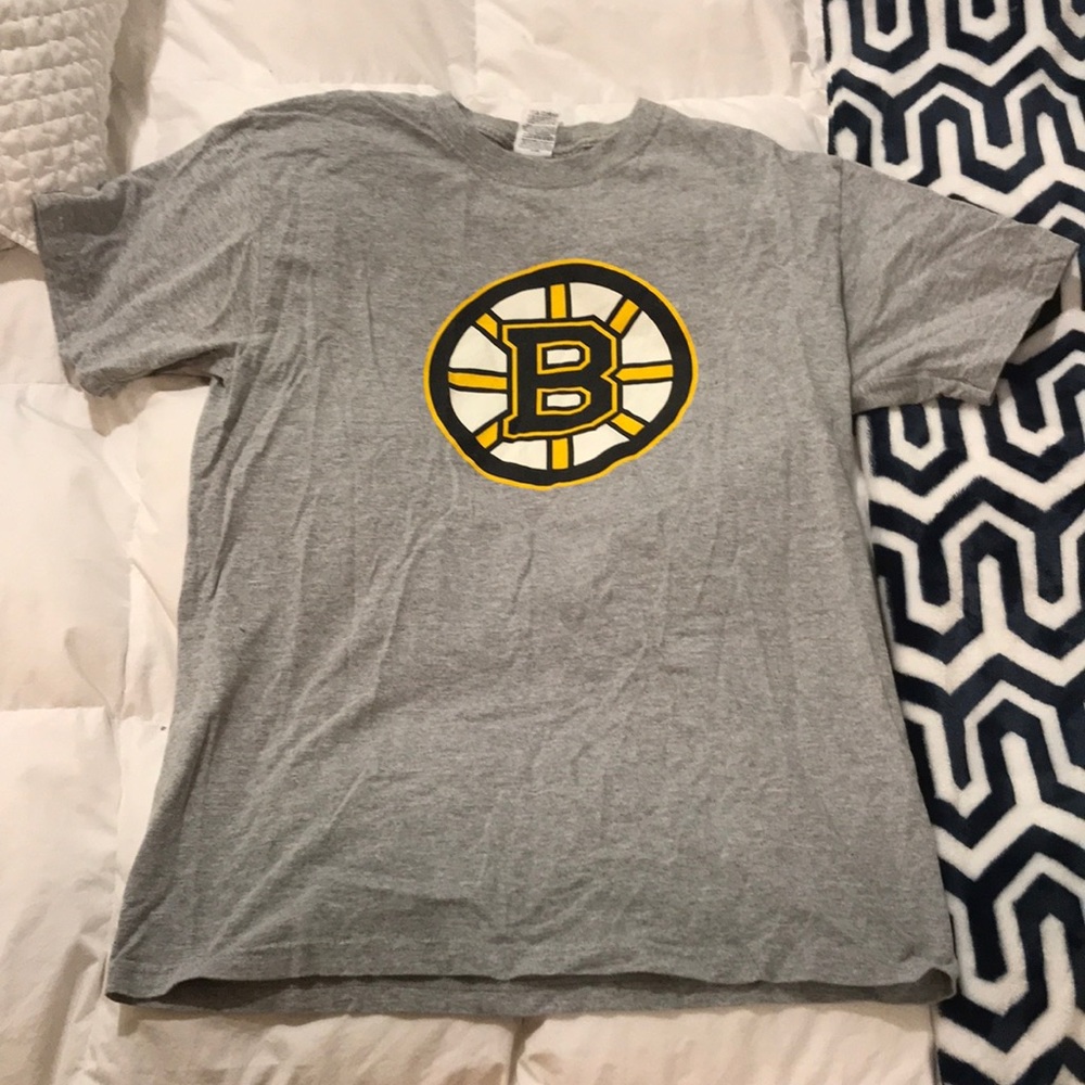 Boston Bruins T shirt